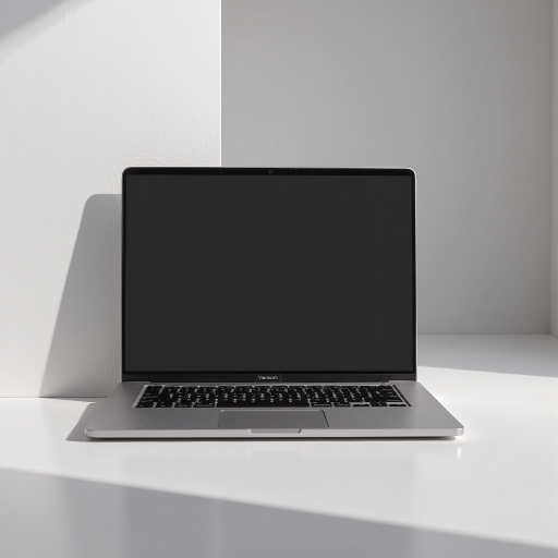 黑色笔记本电脑,轻薄便携,银色键盘,高清屏幕,商务办公用途